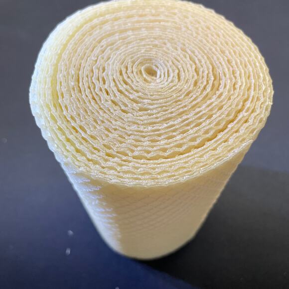 Perin Mowen Nuvo Cream Beeswax Candle Hand Rolled Natural American Beeswax - Picture 2 of 8